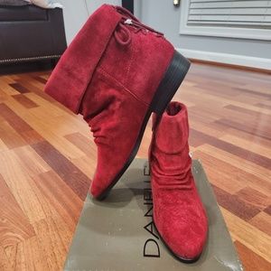 Red Women Ankle Boots by Danelle - Size: 7.5
